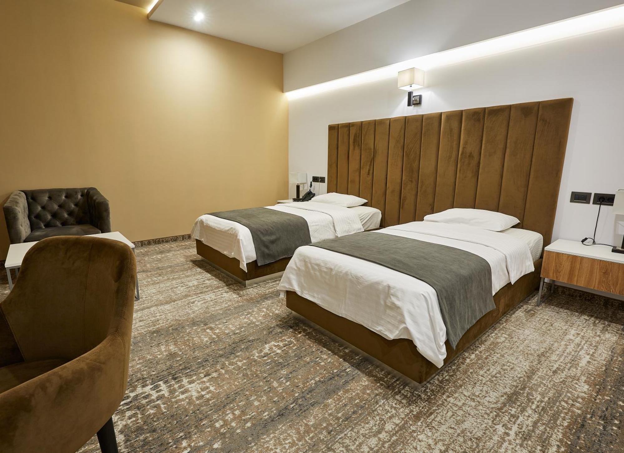 Aghababyan'S Hotel Yerevan Phòng bức ảnh Deluxe Room