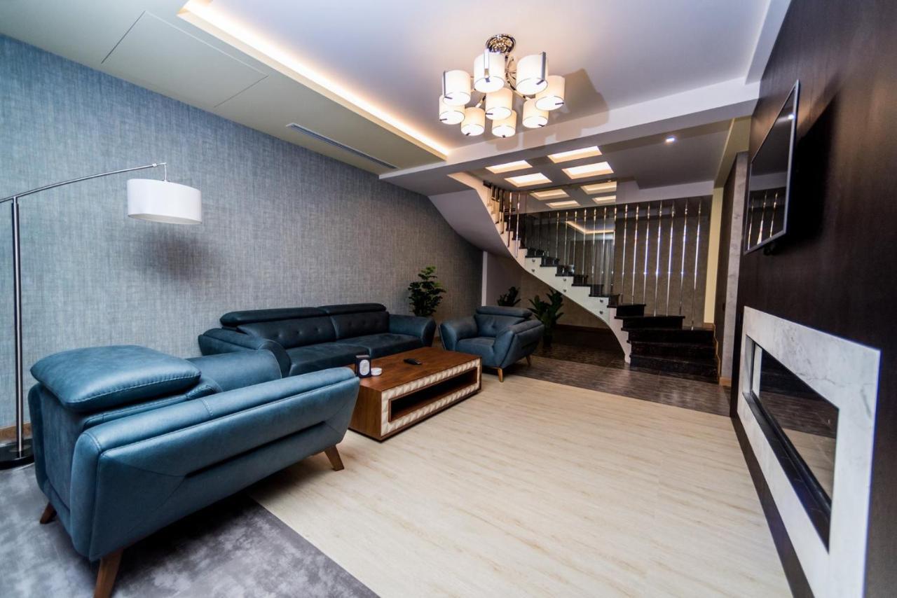 Aghababyan'S Hotel Yerevan Ngoại thất bức ảnh The interior of the hotel